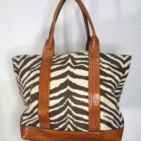 MICHAEL KORS BAG - Picture 2 of 7